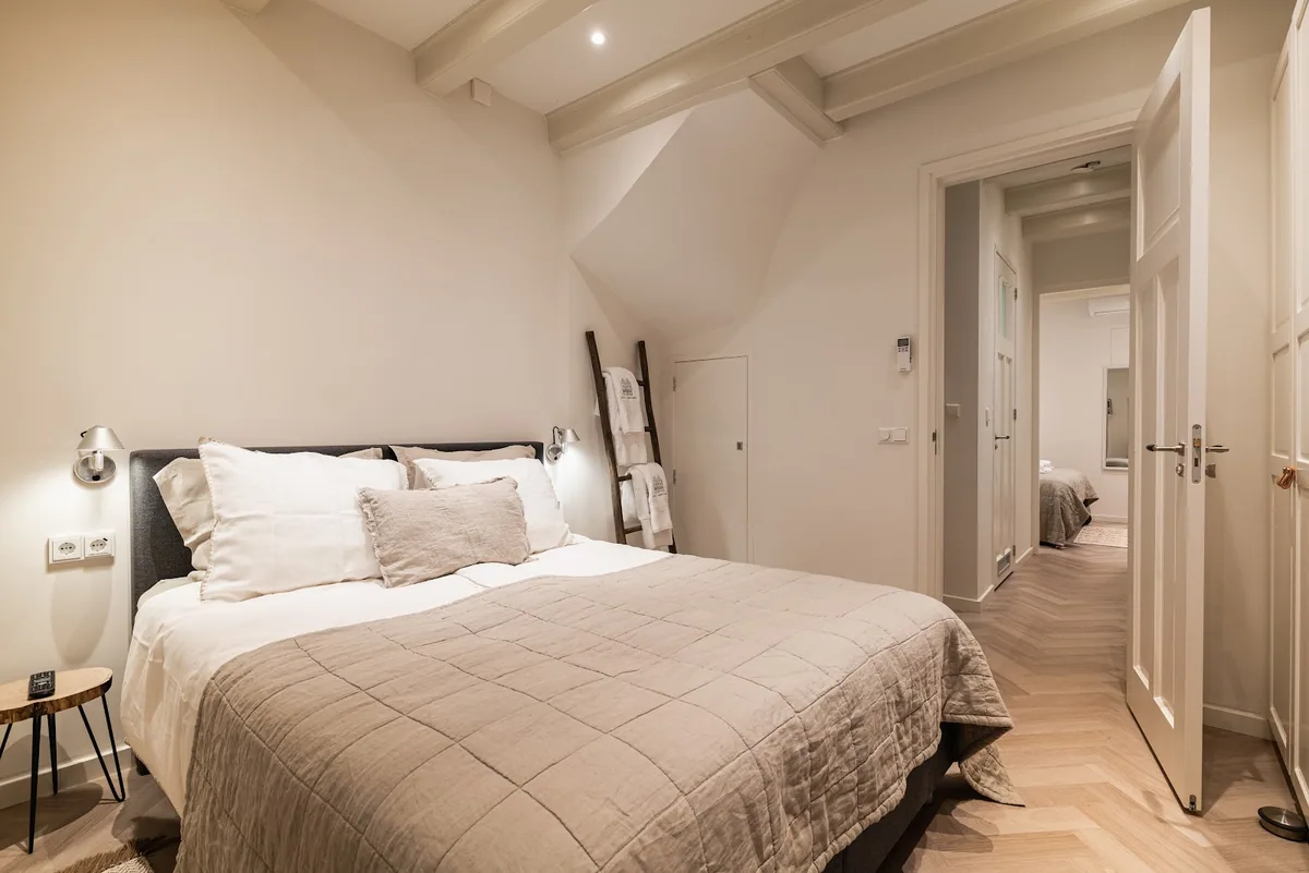 Leidse Square 5 star Luxury Apartment