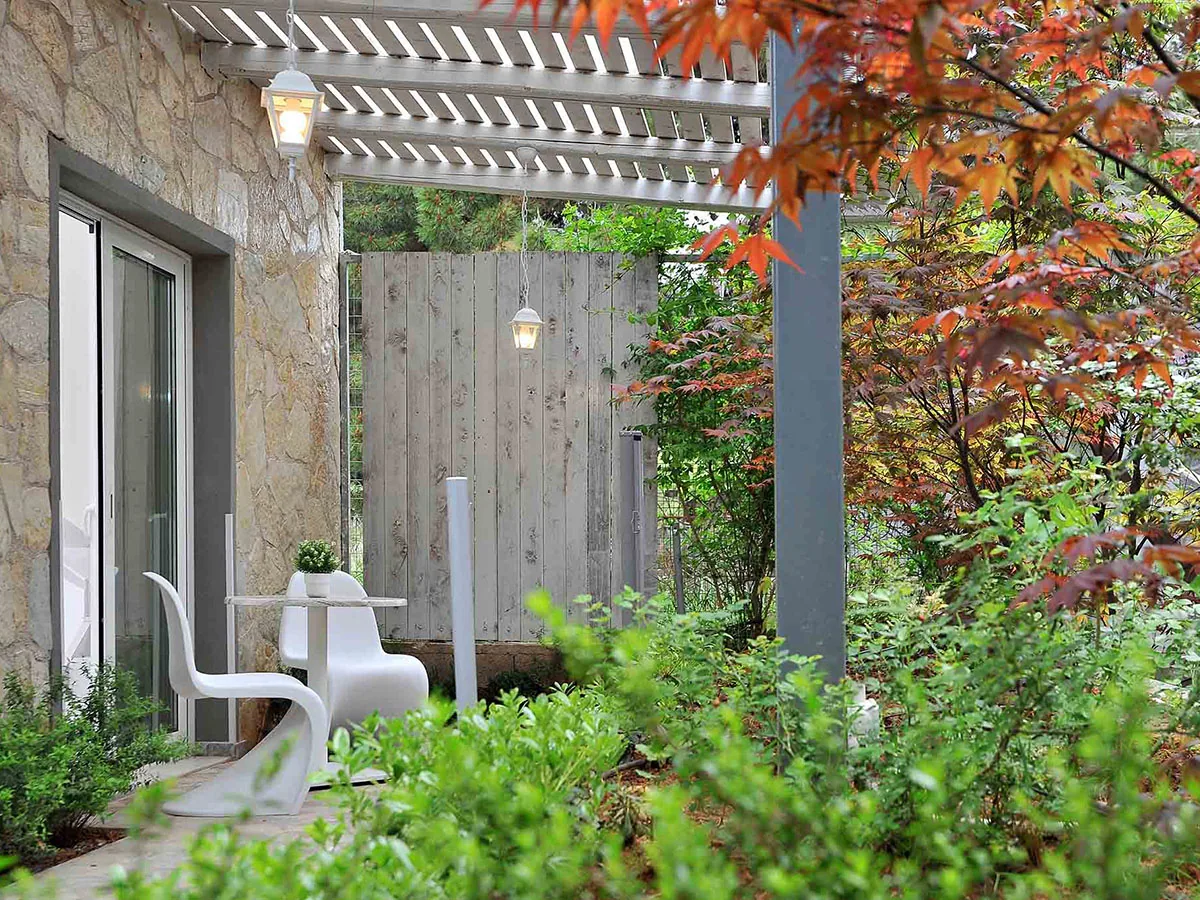 Alekos Luxury Suites