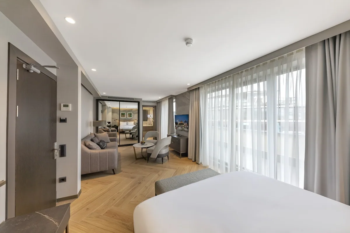 Mula Hotel