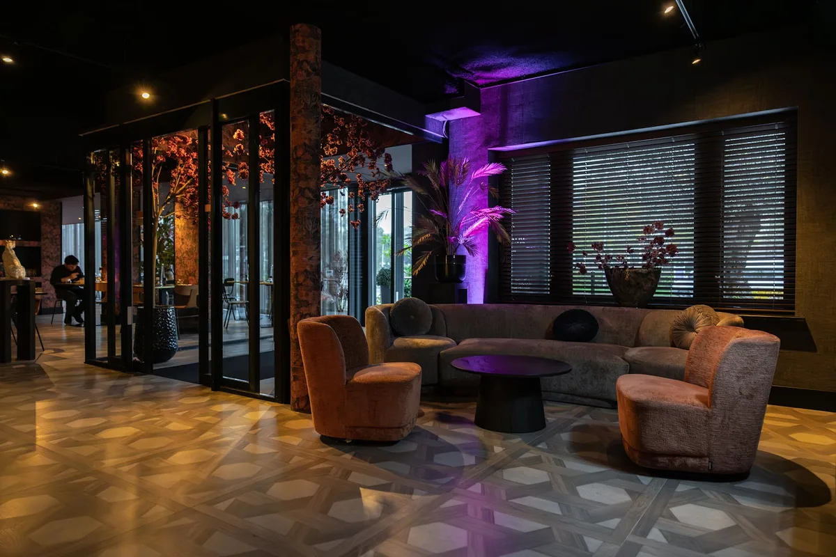 Hotel Twenty-Three