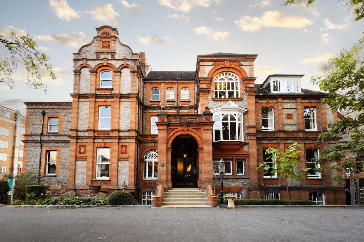 Palmers Lodge Swiss Cottage
