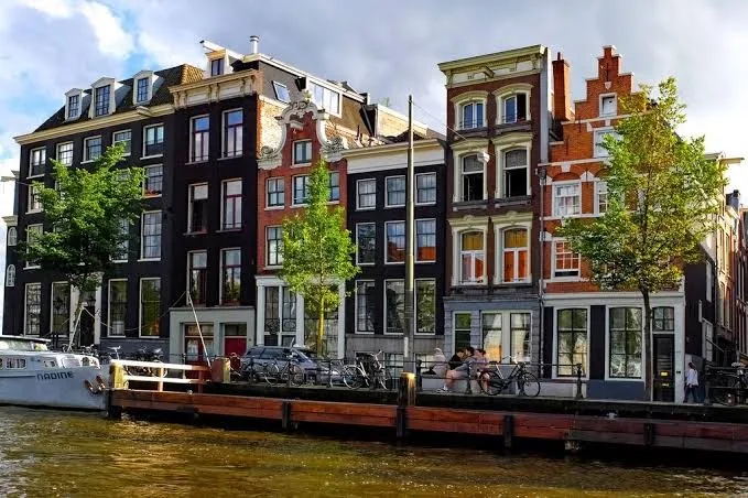Stayokay Hostel Amsterdam Stadsdoelen | 18+ Travellers Hostel