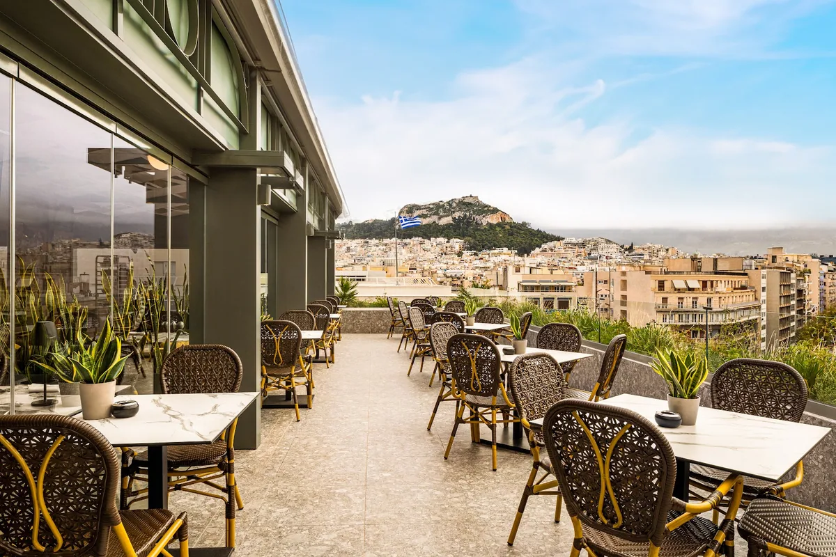Zeus Essence Athens Central