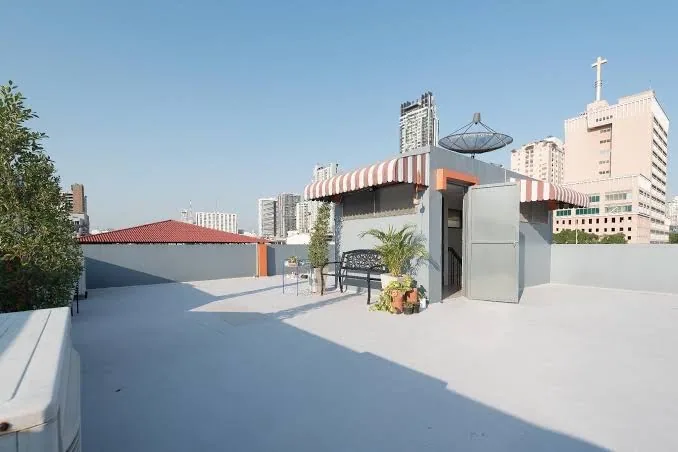 BaanSu Hostel