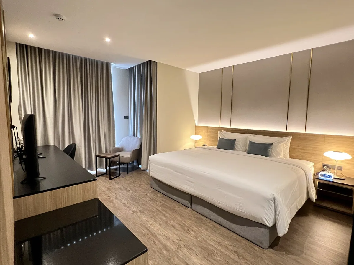 SAM E. Hotel Bangkok Sathorn