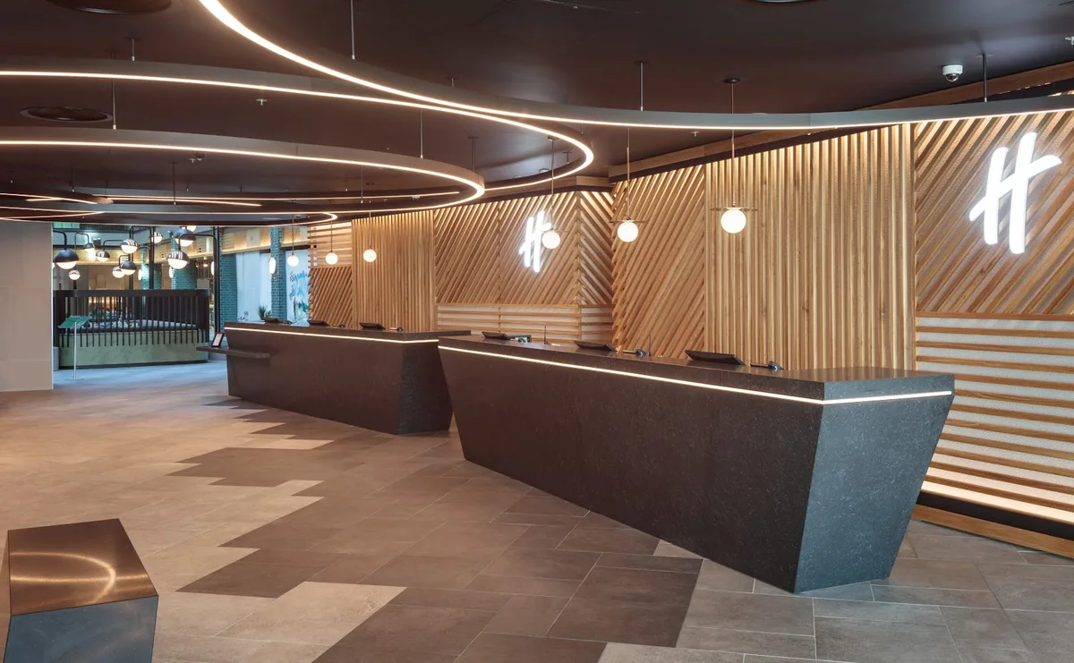 Holiday Inn London - Heathrow Bath Road by IHG