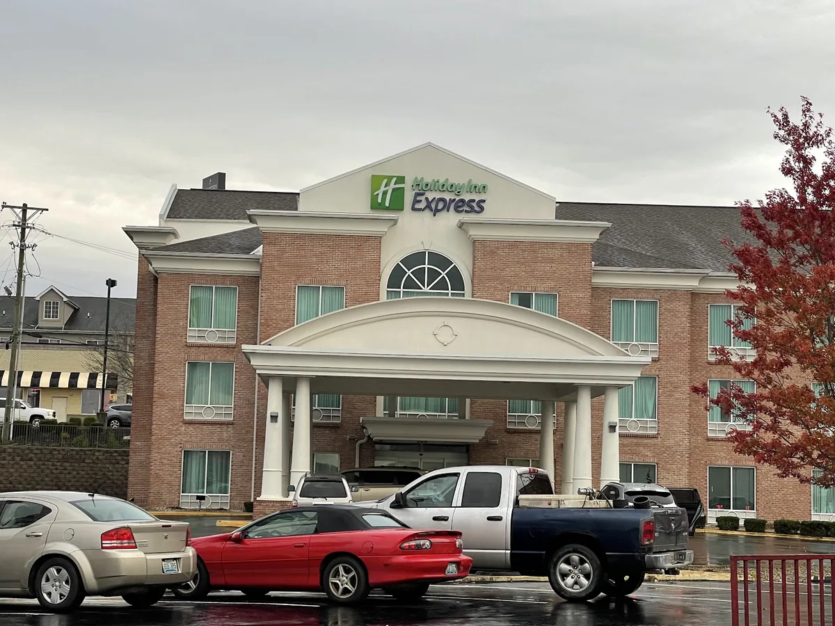 Holiday Inn Express & Suites London by IHG