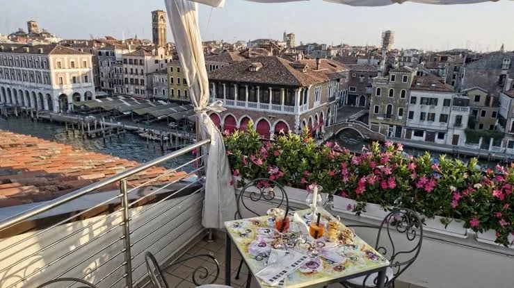 Ca' Sagredo Hotel