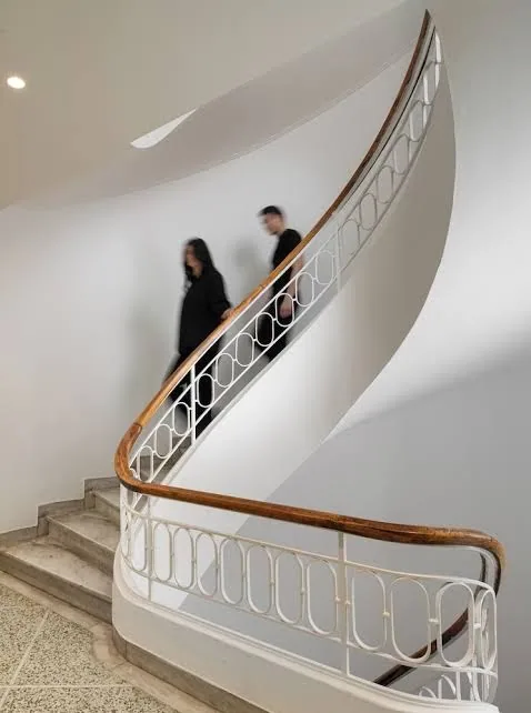 ASTIKON Xenofontos Suites