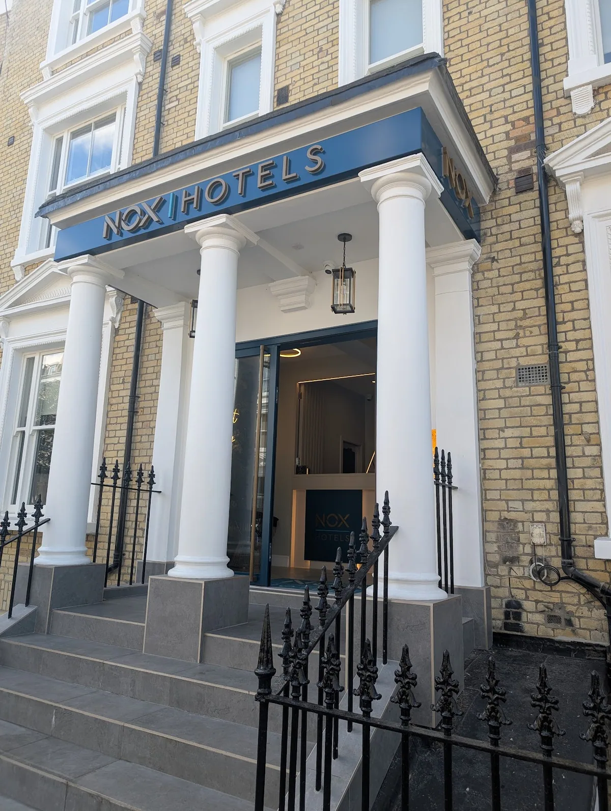 NOX Chelsea