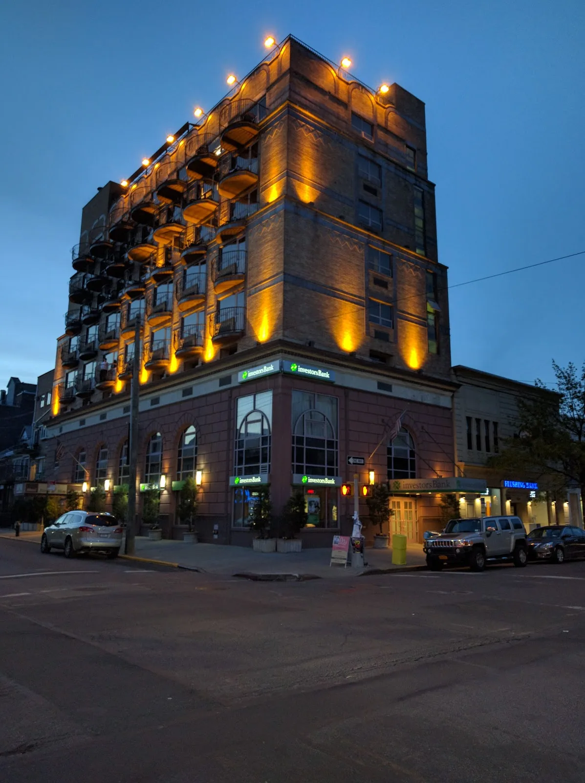 Avenue Plaza Hotel