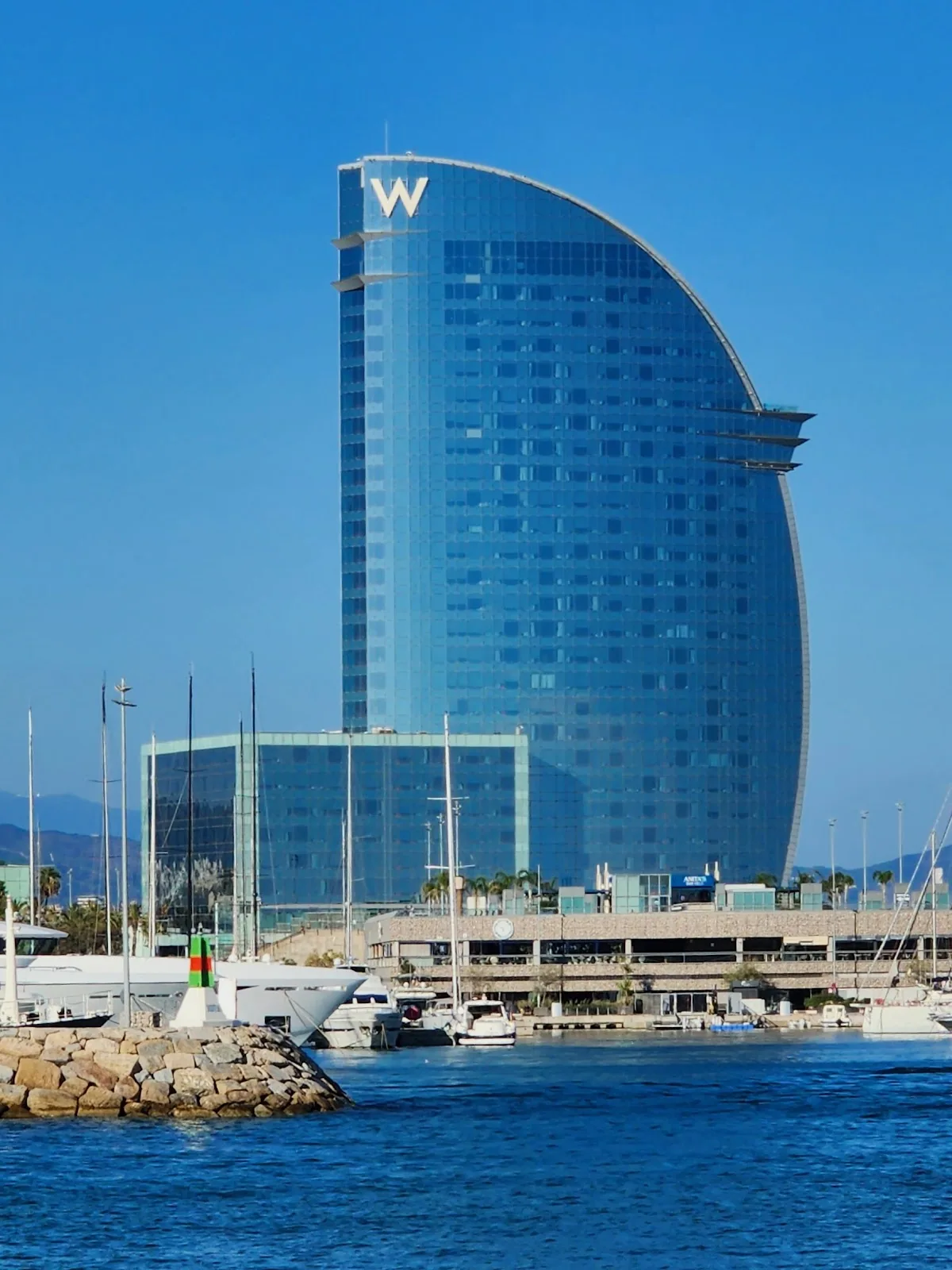 W Barcelona