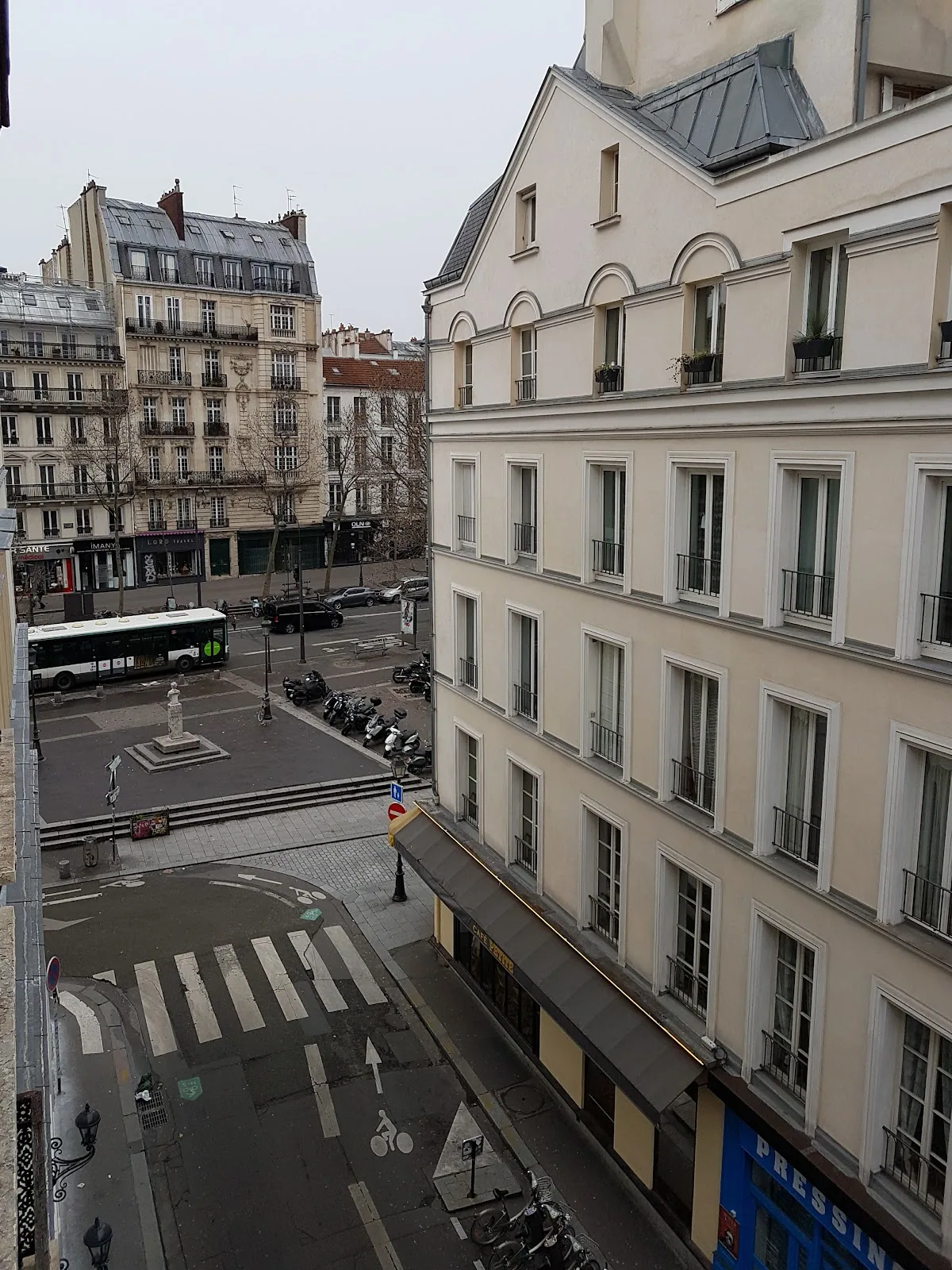 Excelsior Republique
