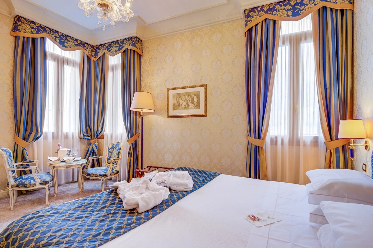 Hotel Antiche Figure