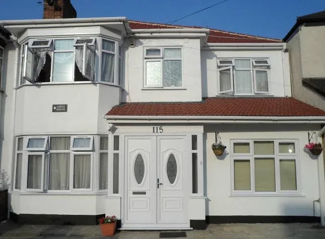 Apple House Guesthouse Wembley