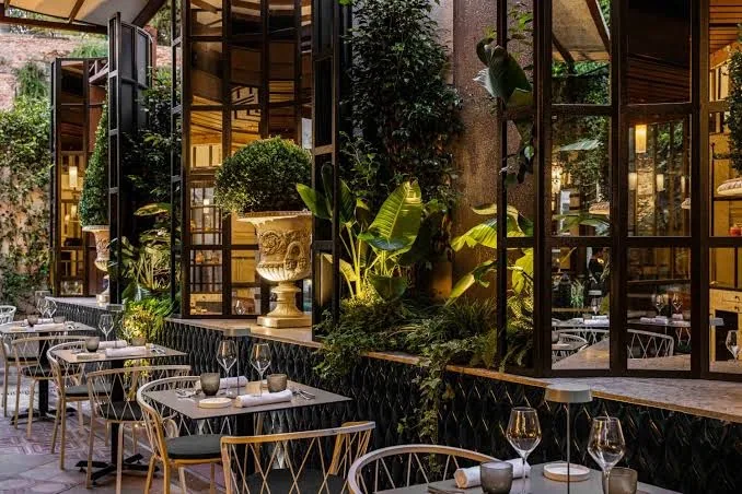 Roma Luxus Hotel