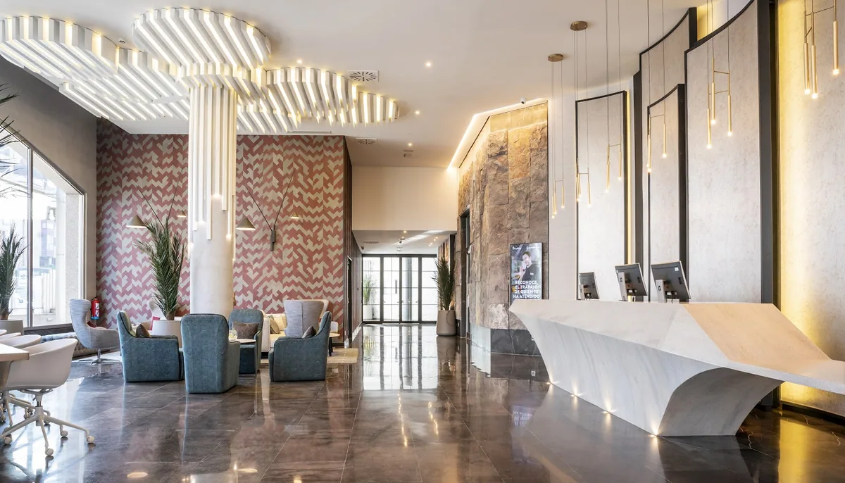 Hotel ILUNION Alcalá Norte