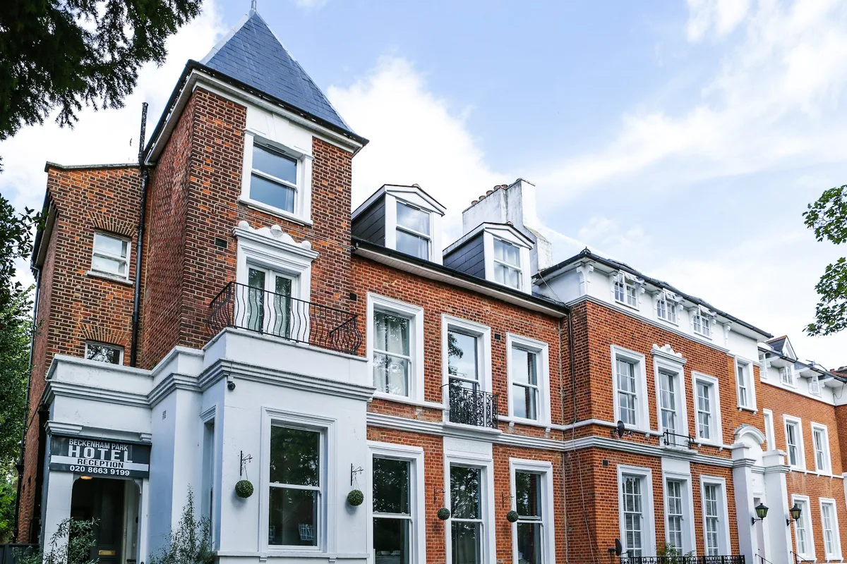 Beckenham Park Hotel - Cosy rooms near Bromley with free breakfast, parking, and easy London access