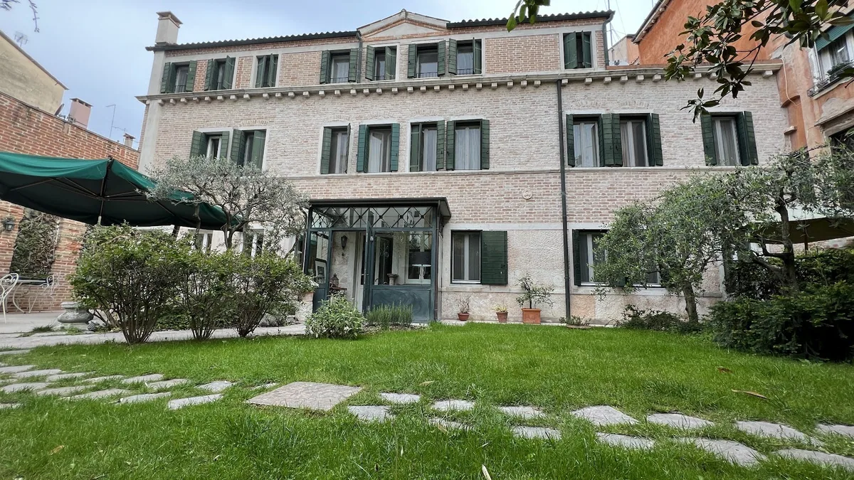 Oltre Il Giardino