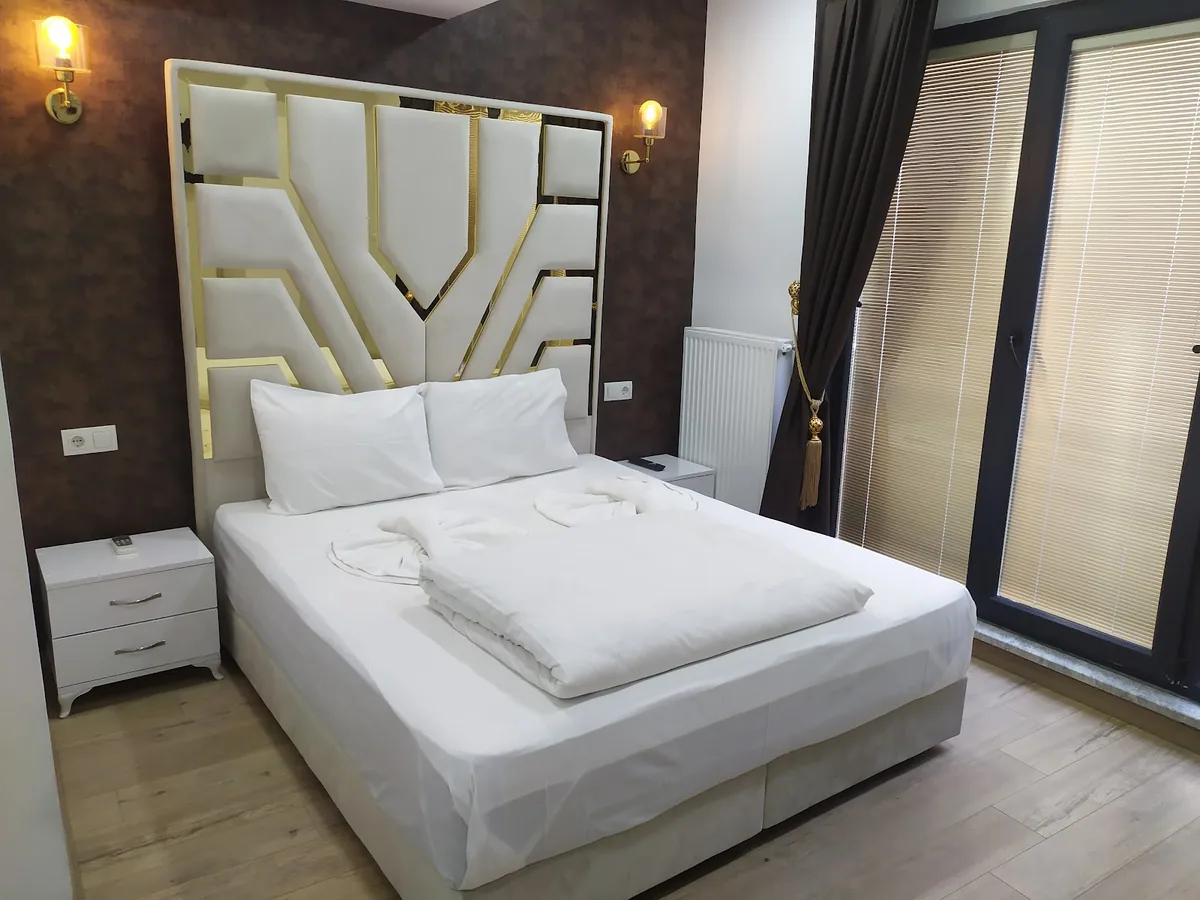 Mango Suites