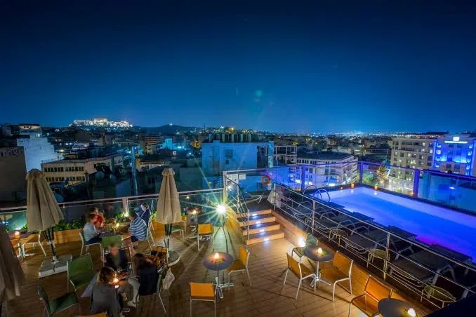 Novus City Hotel