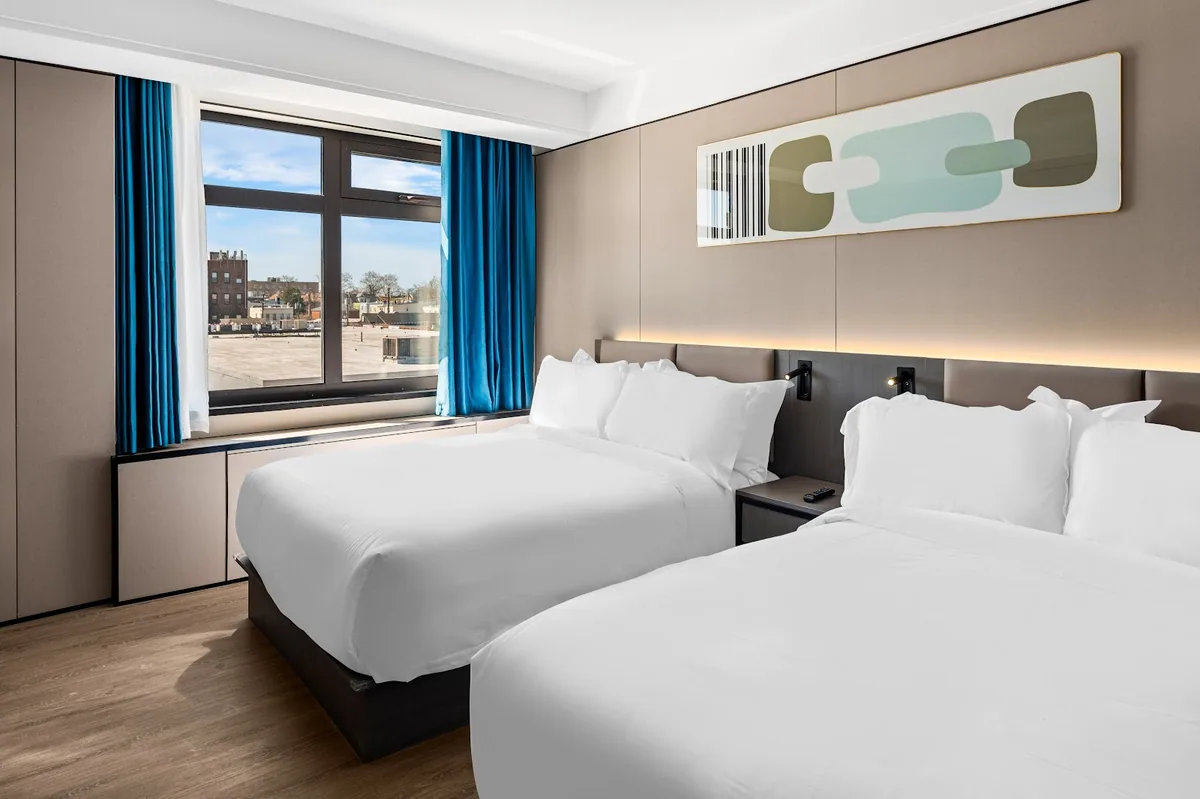 LY New York Hotel