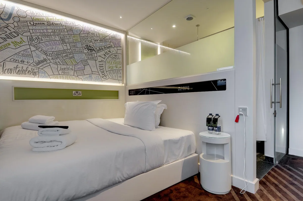 hub by Premier Inn London Westminster, St James's Park hotel