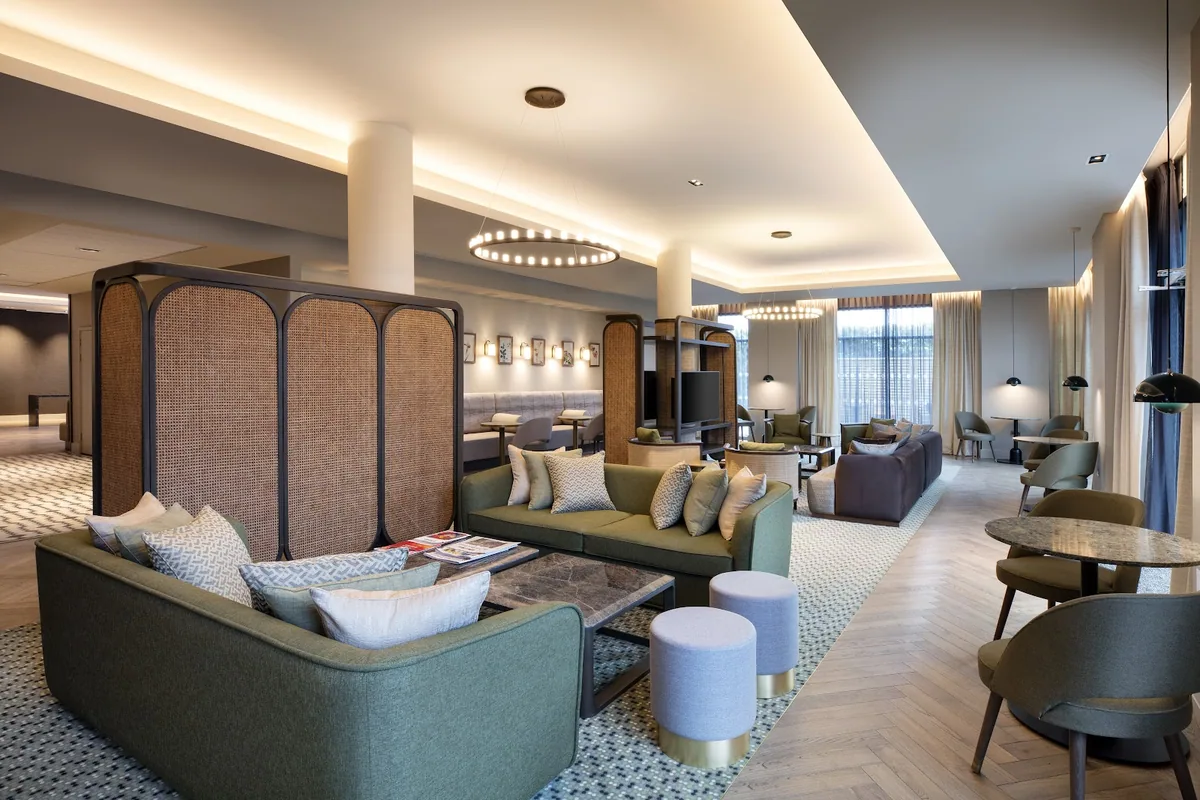 Staybridge Suites London - Heathrow Bath Road by IHG