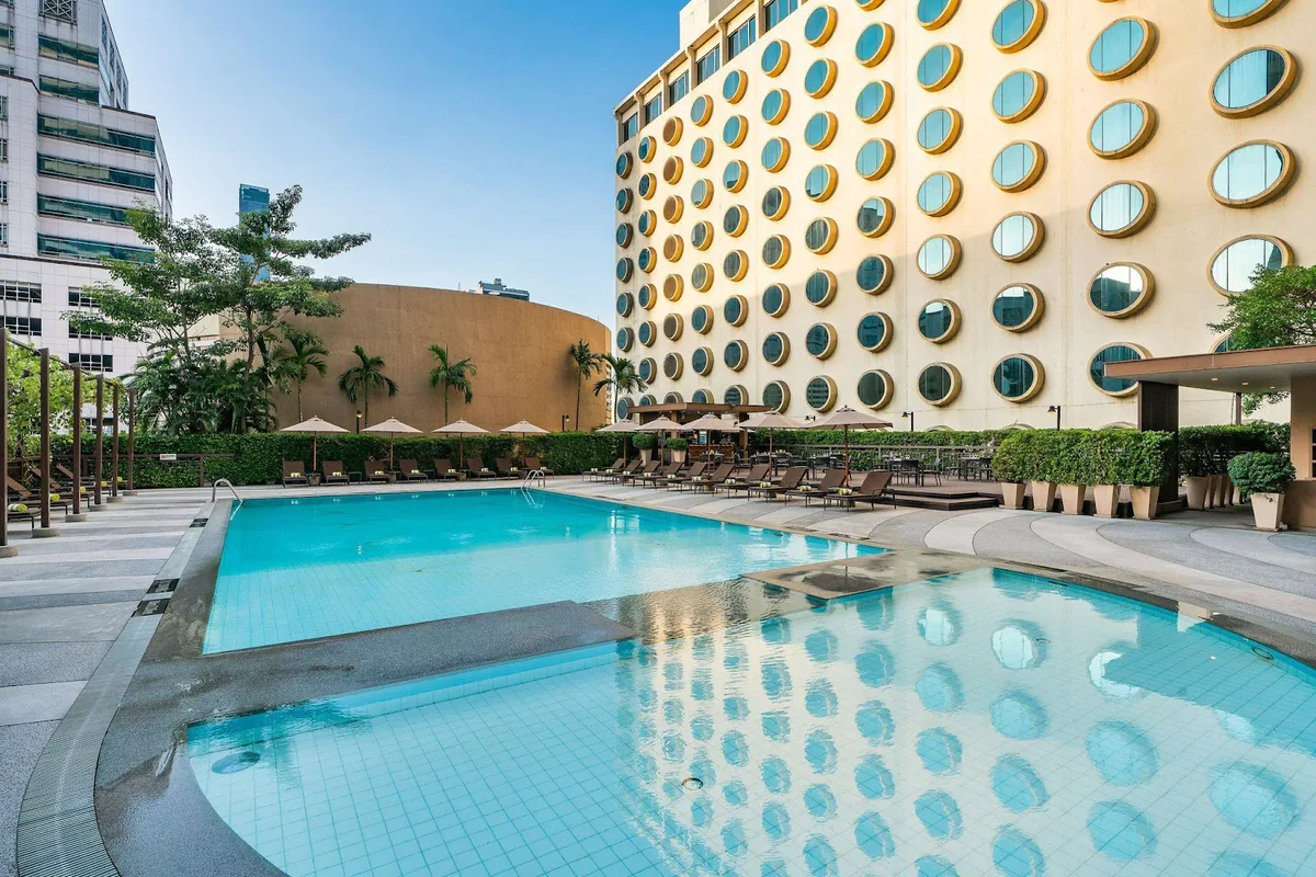 Holiday Inn Bangkok Silom by IHG