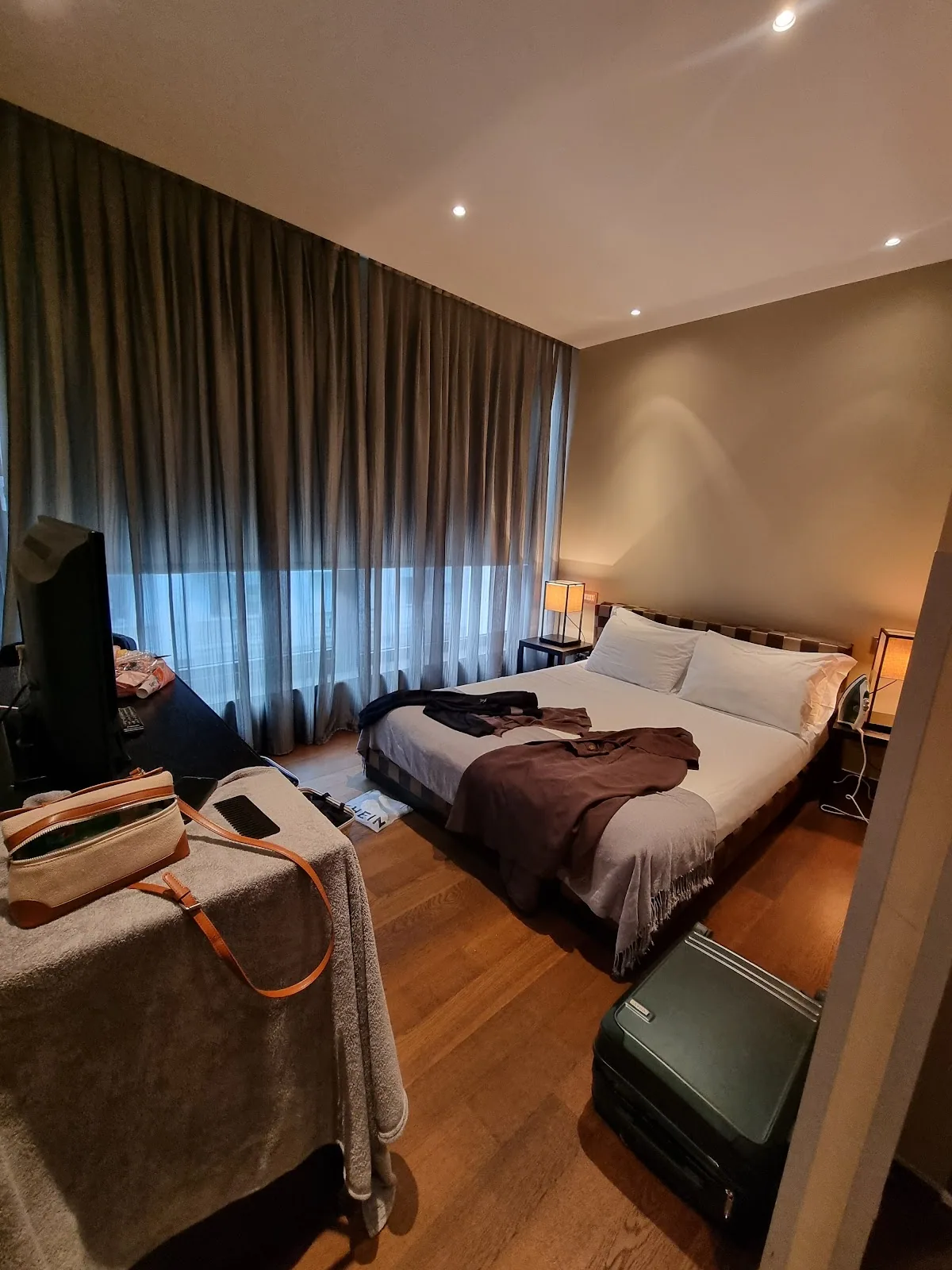 NJ Hotels & Apartments San Pietro All'orto 6