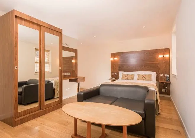 Holyrood Aparthotel