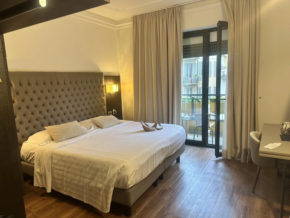 Hotel Mythos