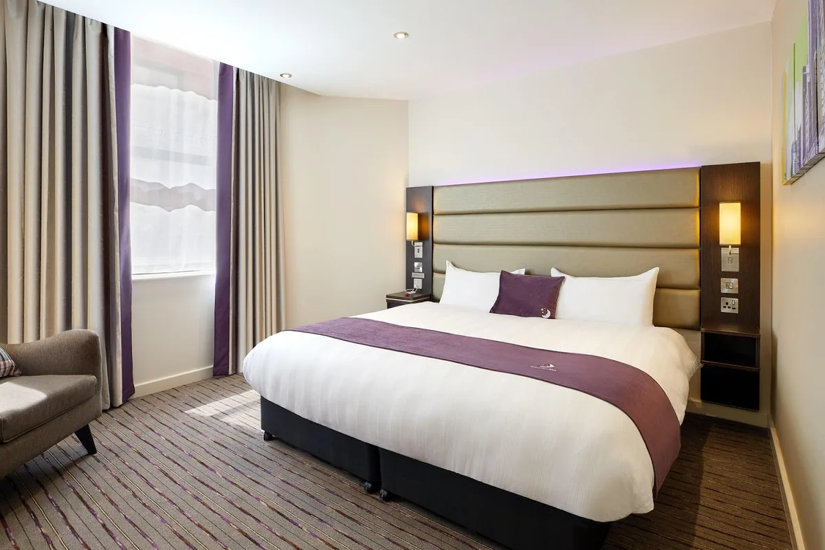 Premier Inn London Canary Wharf (Westferry) hotel