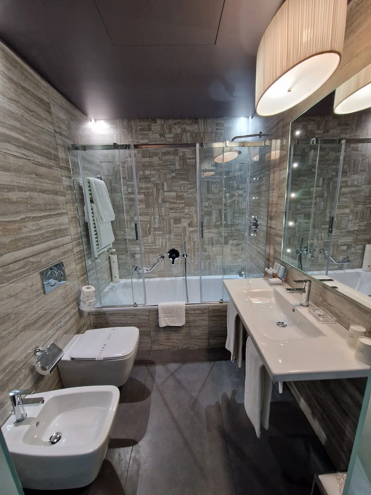 Stendhal Luxury Suites