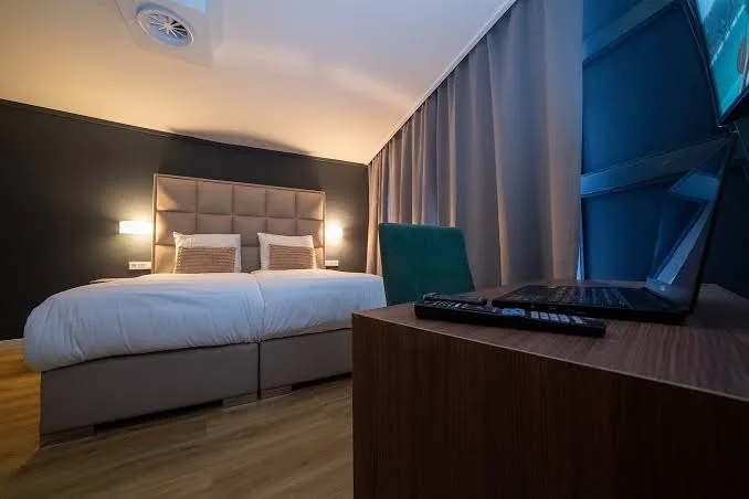 MA AIRPORT HOTEL