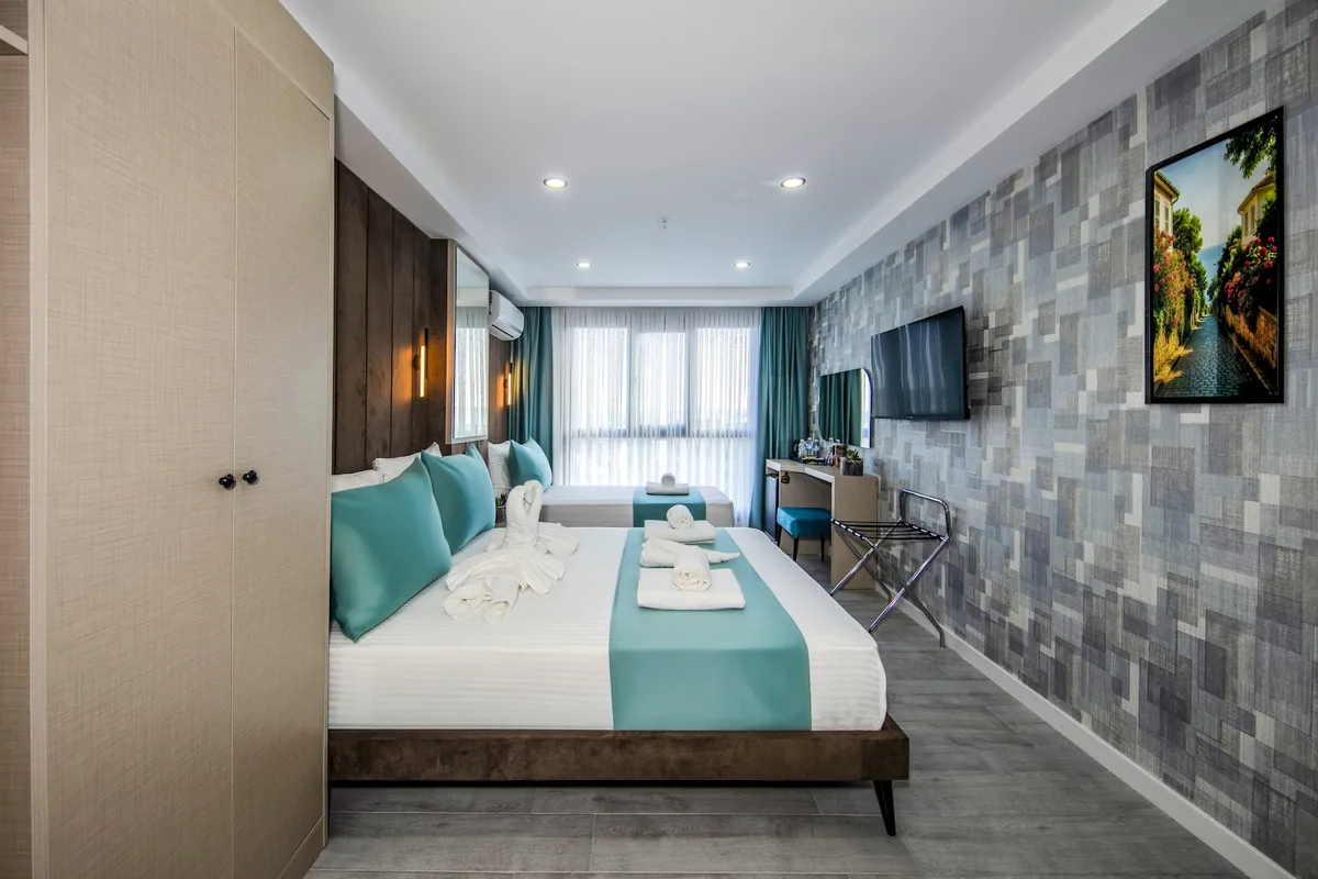 Cosinüs Airport Hotel