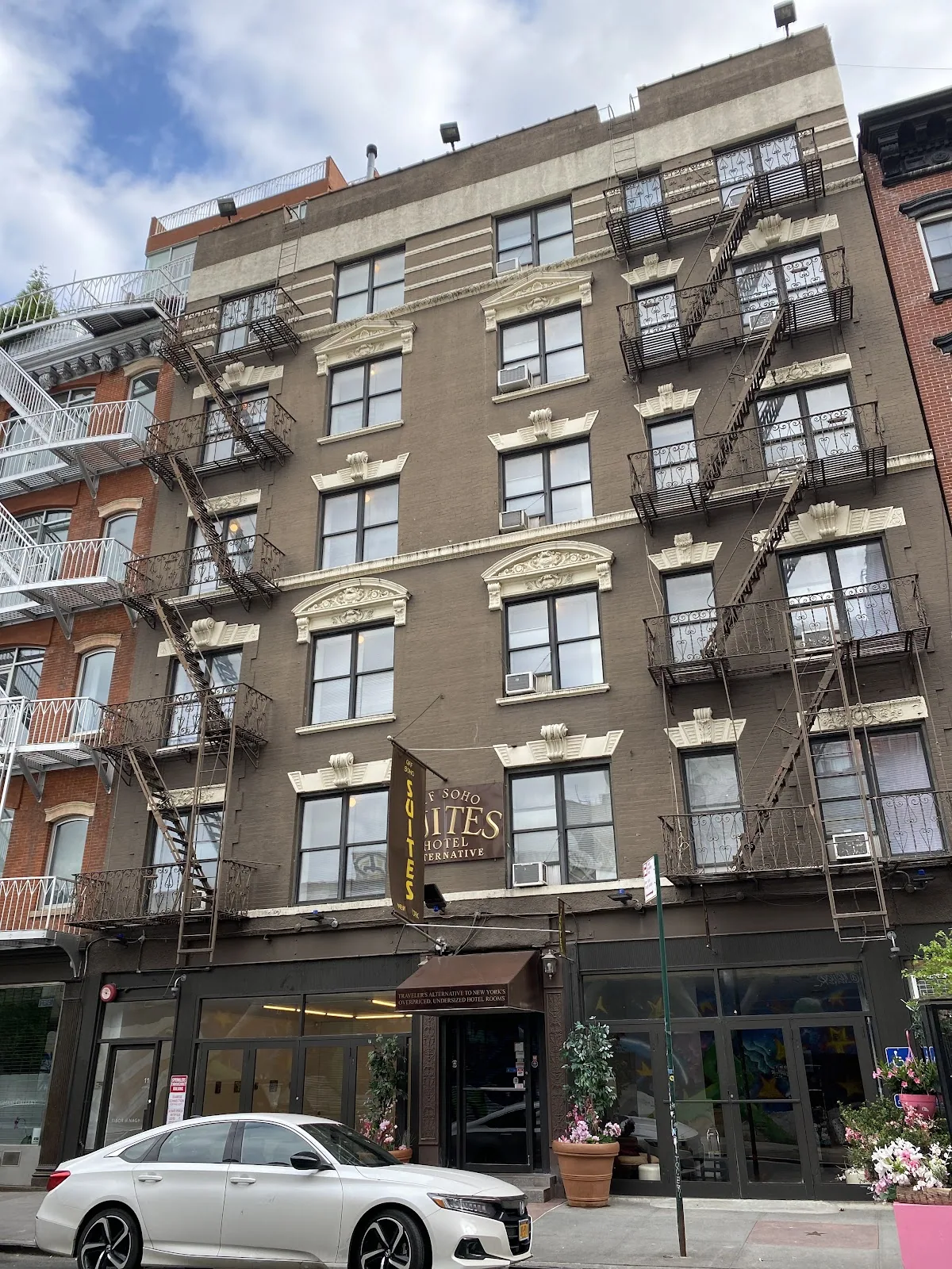 Off Soho Suites