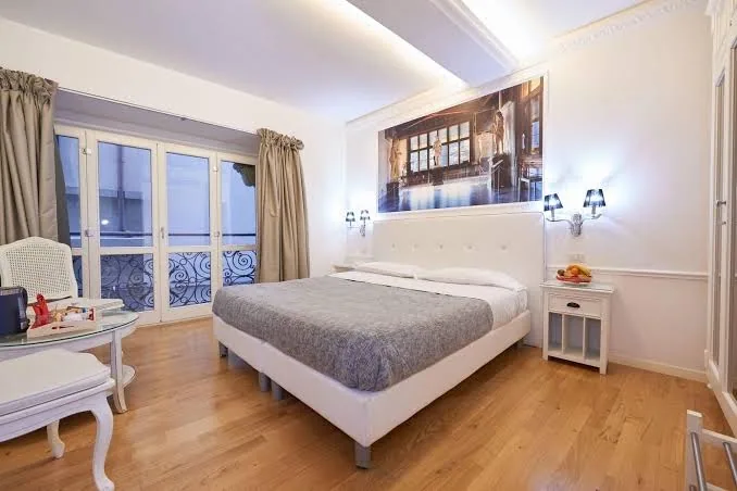 The Duomo Rooms