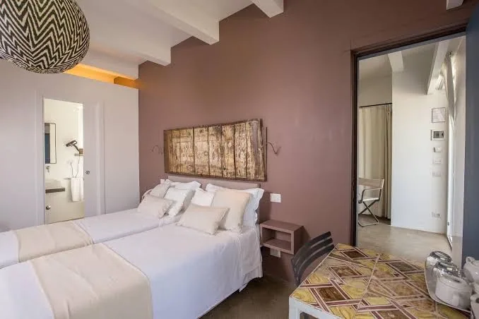 Intorno al fico_Hotel al mare