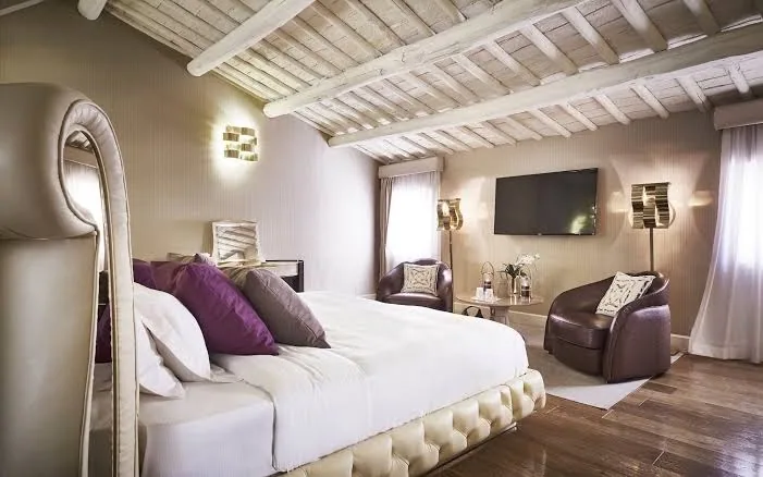 Spagna Royal Suite