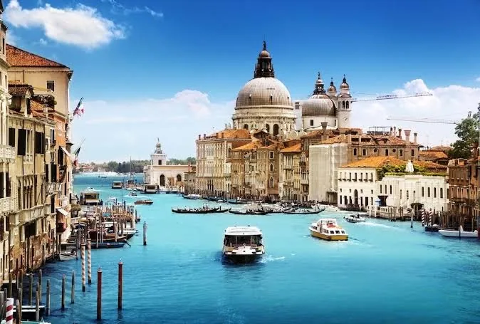 RUGA BELLA IN THE HEART OF VENICE