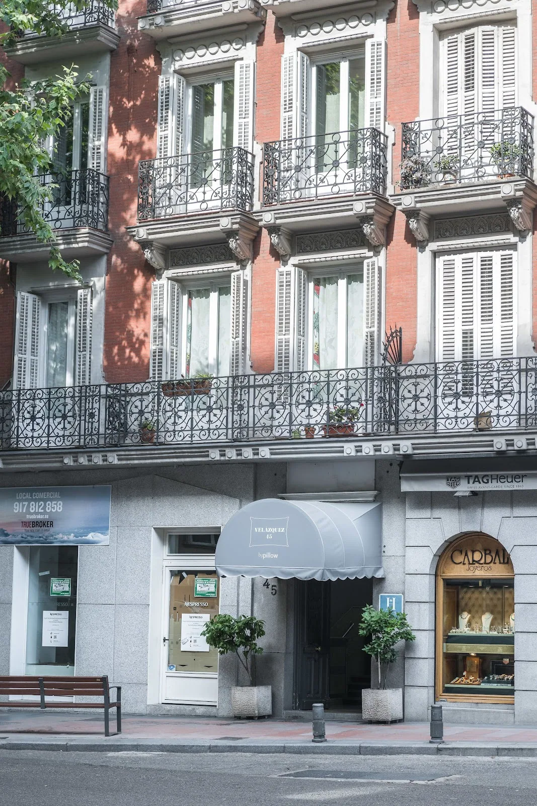 BYPILLOW Velázquez 45 | Hostal en Madrid