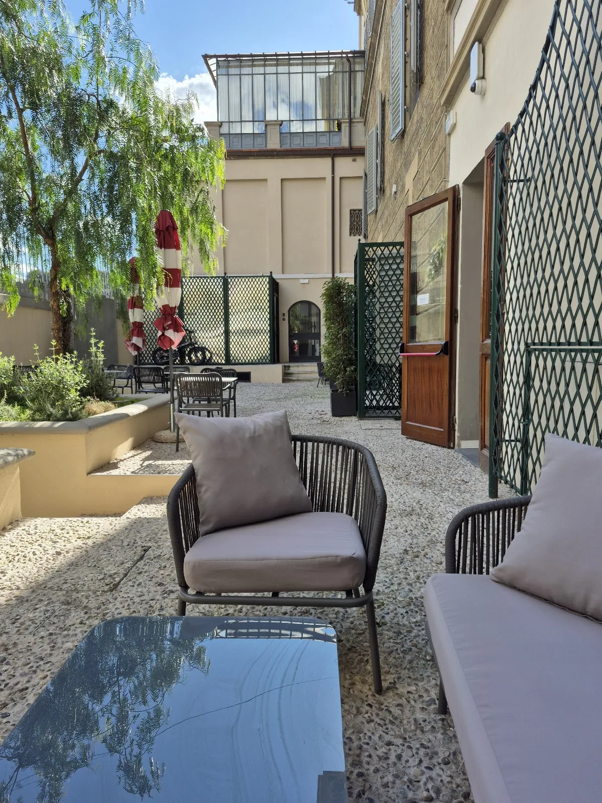 The Sonetto Hotel Piazza Santa Croce, Sonder