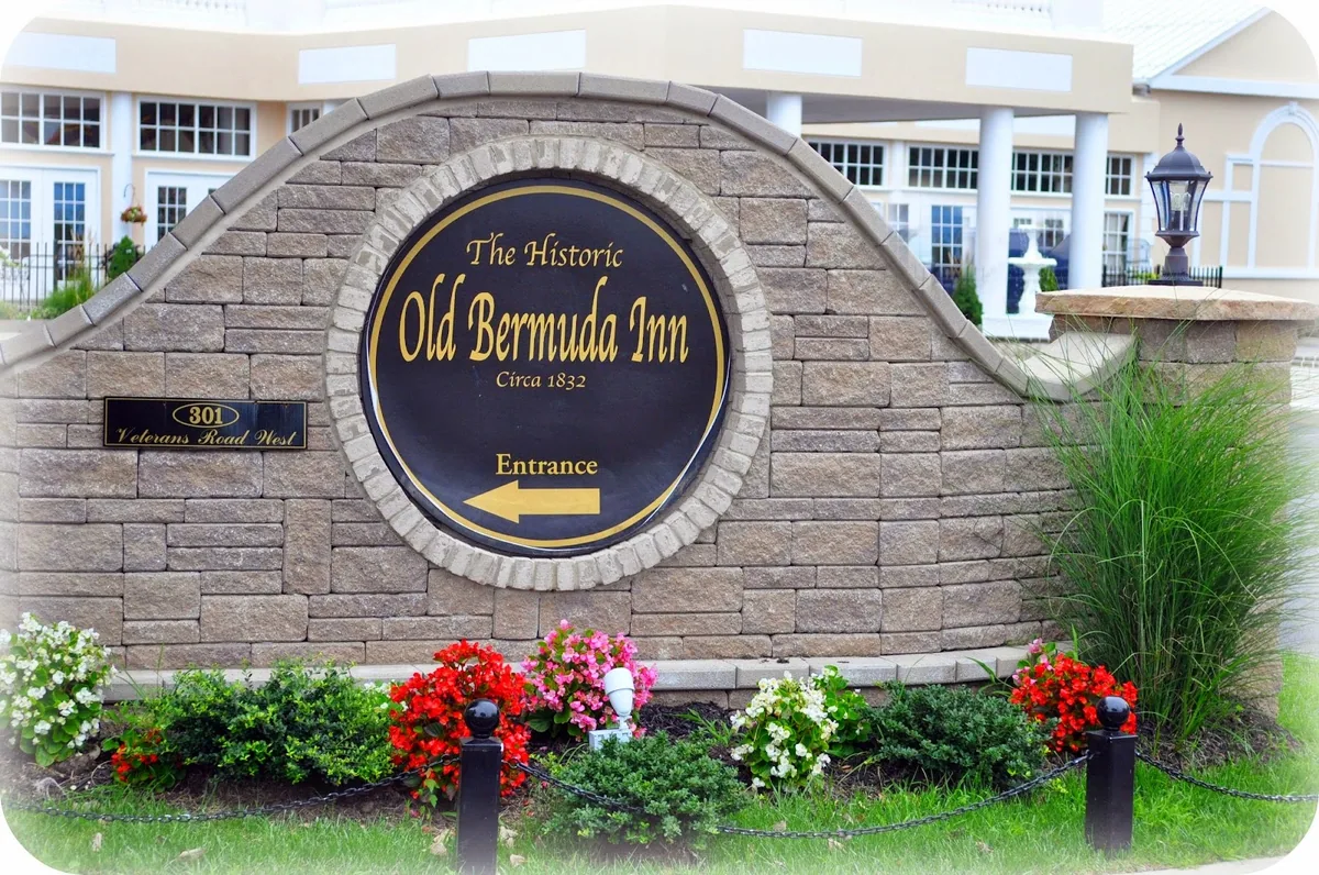 The Historic Old Bermuda Inn
