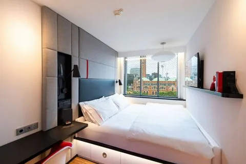 citizenM London Victoria Station