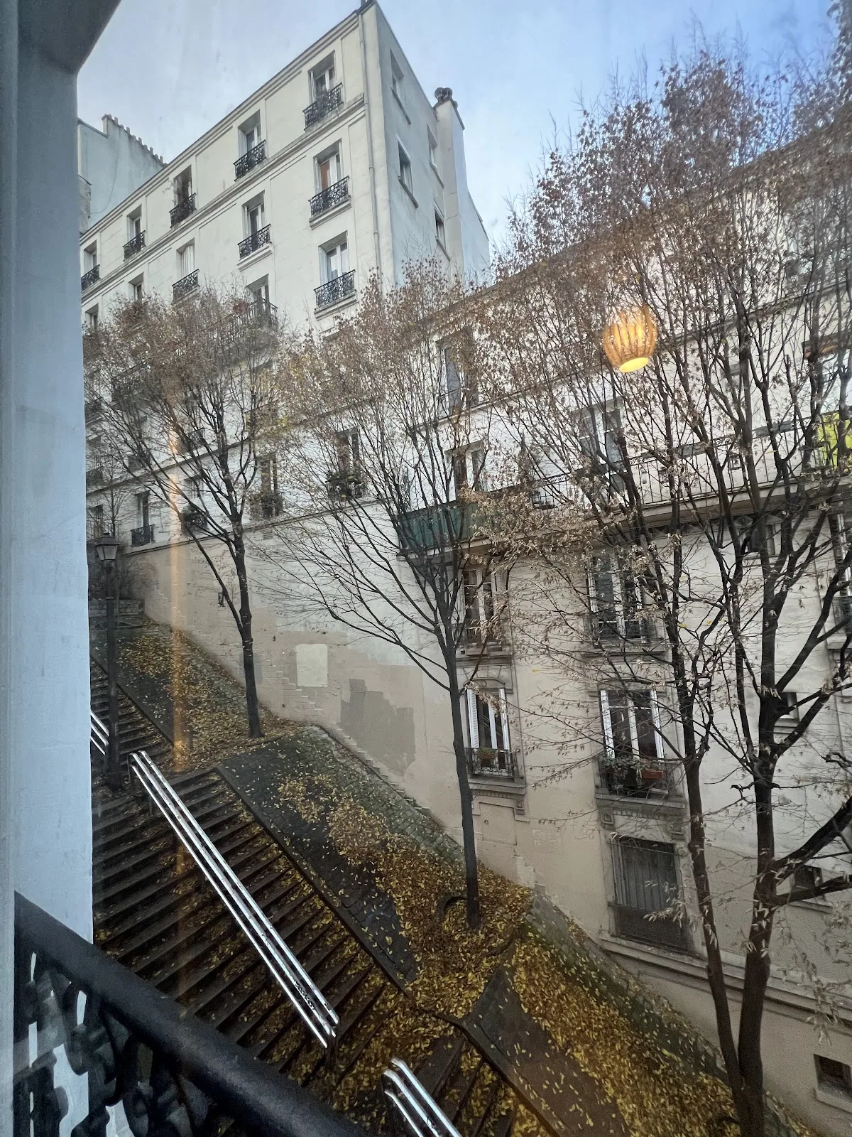 Caulaincourt Square Hostel