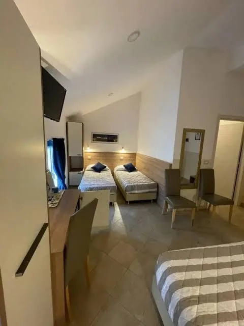 Hotel Montecarlo