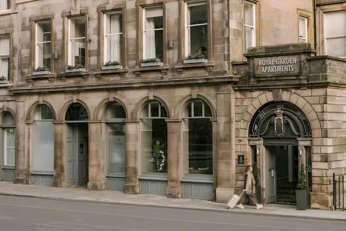 Thistle Suites | Royal Garden