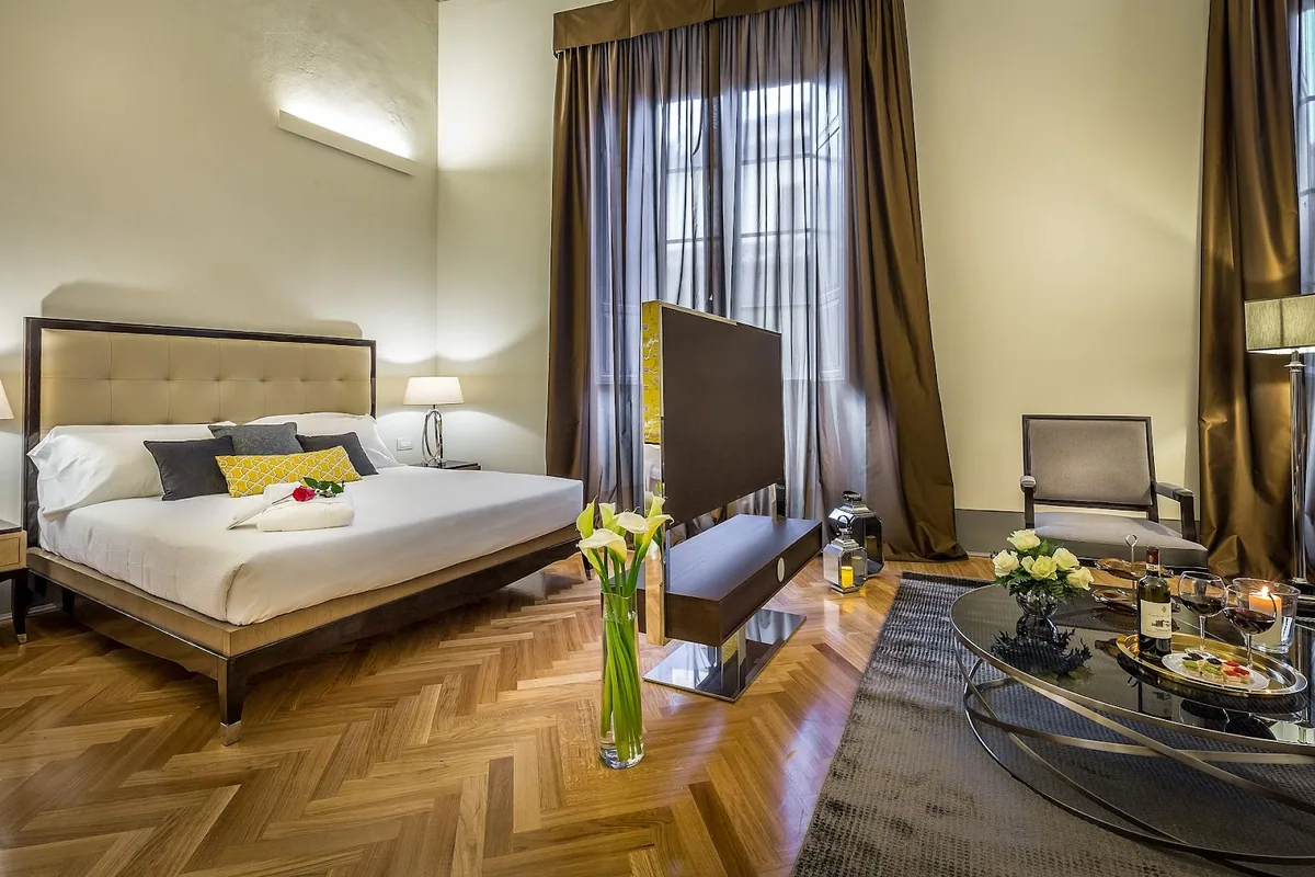 Apartments Florence Palazzo ridolfi