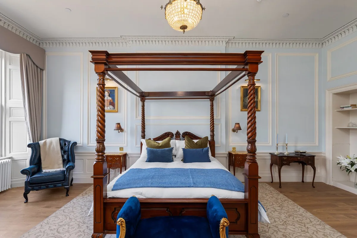 The Townhouse - Leith
